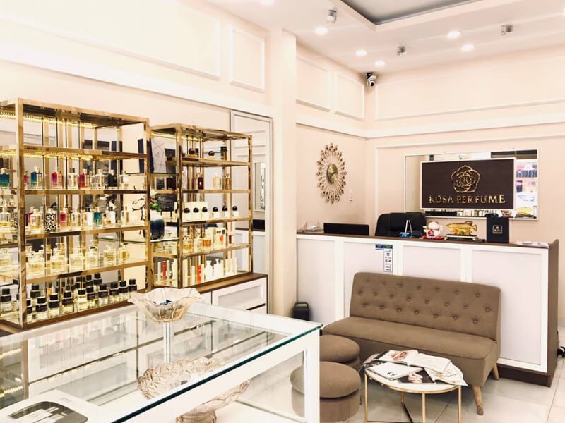 Thiết kế thi công shop nước hoa